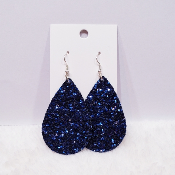 Earrings - Picture 3 of 4